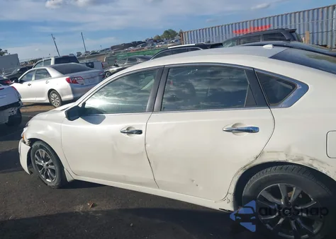 2015 Nissan Altima 2.5 S from USA, damaged, VIN 1N4AL3AP3FC490391